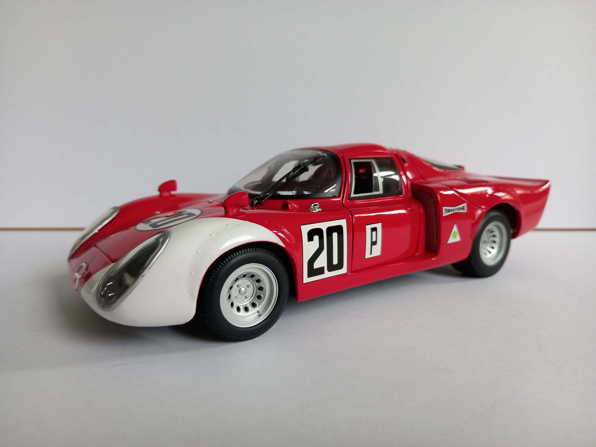 Ricko 1:18 Alfa Romeo Tipo 33.2 Daytona upgrade COMPLETED